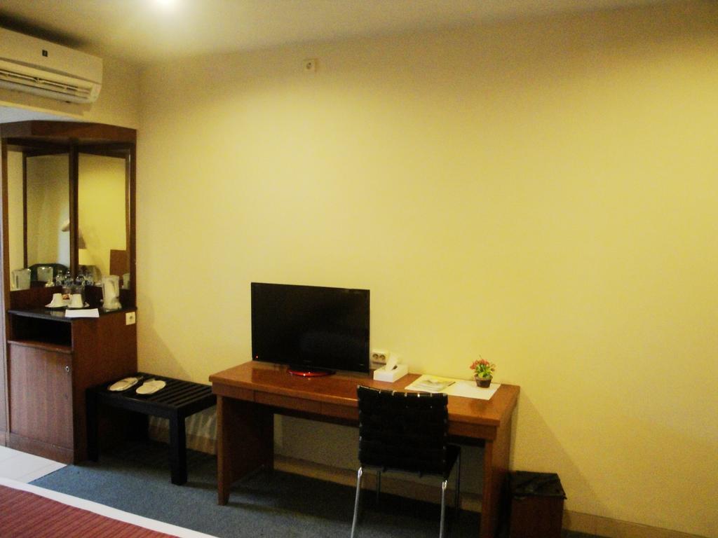 Imperial Hotel Kendari Kamer foto