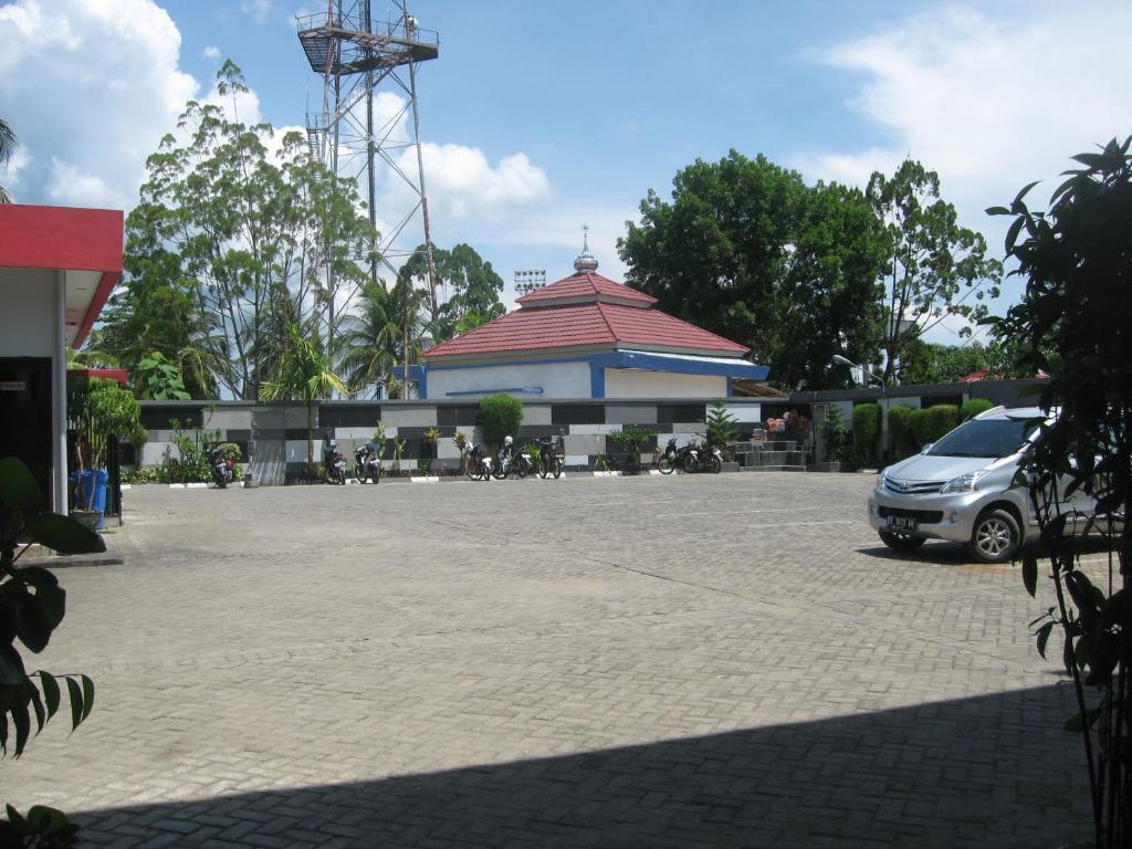 Imperial Hotel Kendari Buitenkant foto